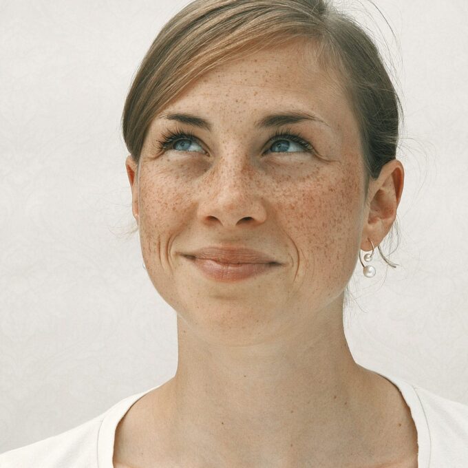 Eva-Strepp_ohr_sw-au_02 Eva Strepp Ohrhänger Swing sw-au