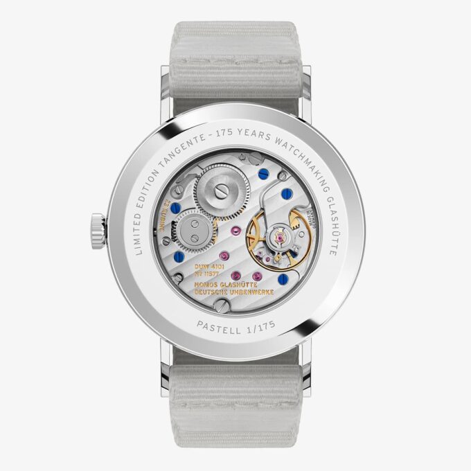 NOMOS_Glashuette_179_S21_Tangente_38_Datum_Pastell_175_Years_Watchmaking_GH_02