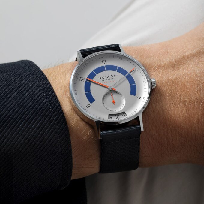 Nomos 1303